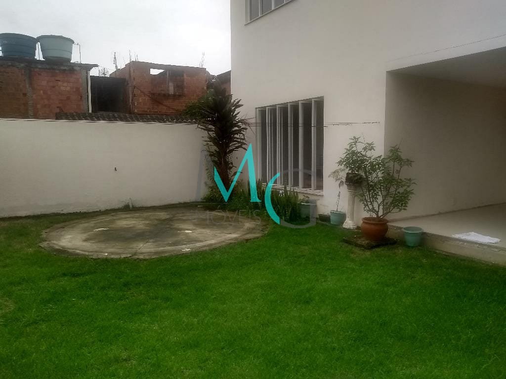 Casa, 3 quartos, 229 m² - Foto 32