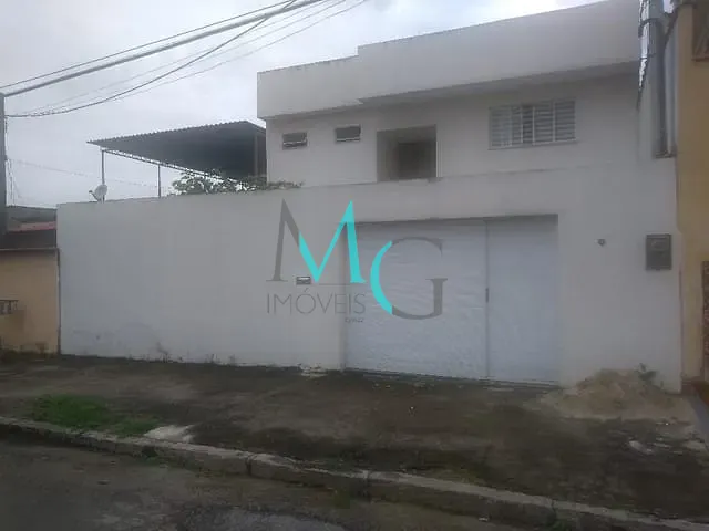 Casa com 250m² 3 quartos e 1 banheiro, à venda, no bairro Cosmos em Rio de Janeiro