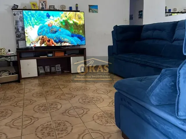 Casa com 300m² 2 quartos e 1 banheiro, à venda, no bairro Jardim Cacique em Suzano