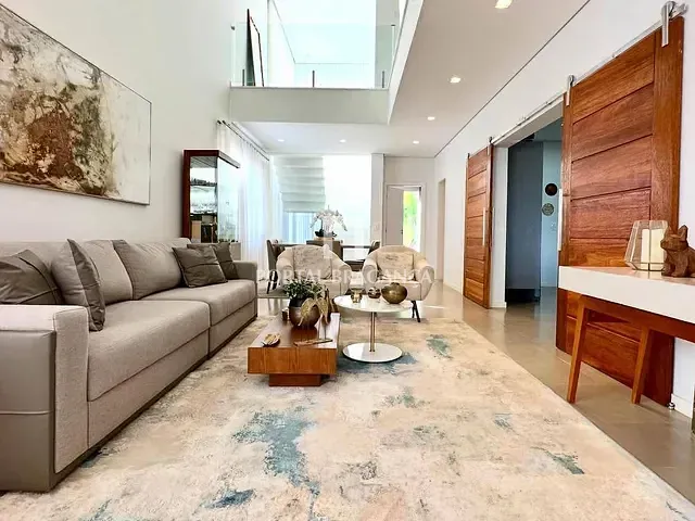 Casa com 420m² 3 quartos e 6 banheiros, para alugar, no bairro Condomínio Vale das Águas em Bragança Paulista