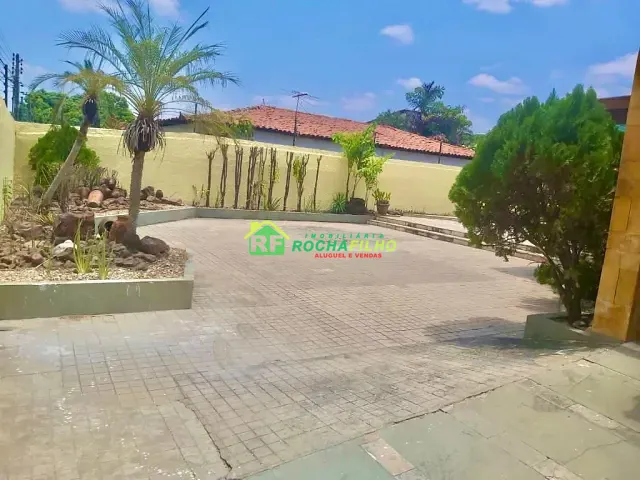 Casa com 780m² 4 quartos e 4 banheiros, à venda, no bairro Ininga em Teresina