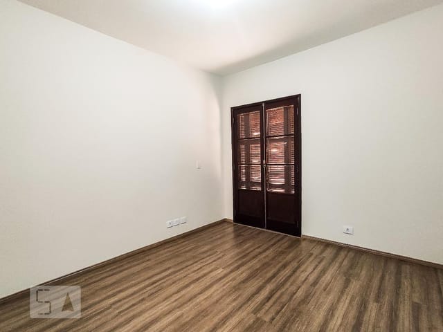 Sobrado com 156m² 3 quartos e 5 banheiros, à venda, no bairro Vila Sônia em São Paulo