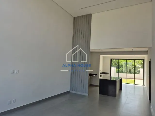 Casa com 301m² 3 quartos e 2 banheiros, à venda, no bairro Bosque do Imperador em Pindamonhangaba