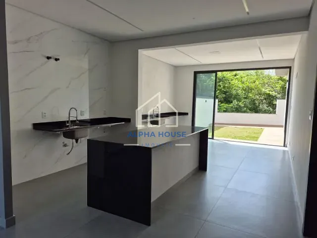 Casa com 301m² 3 quartos e 2 banheiros, à venda, no bairro Bosque do Imperador em Pindamonhangaba