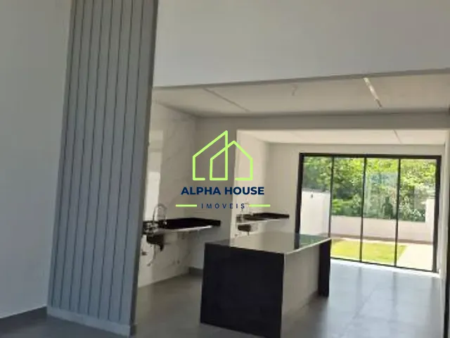 Casa com 301m² 3 quartos e 2 banheiros, à venda, no bairro Bosque do Imperador em Pindamonhangaba