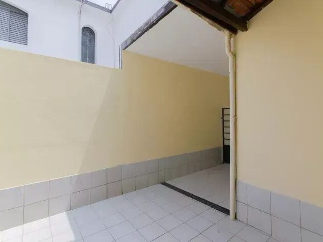Casa com 232m² 3 quartos e 2 banheiros, para alugar, no bairro Vila Mariana em São Paulo