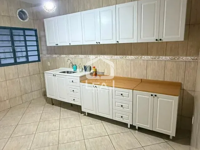 Casa 3 quartos e 2 banheiros, à venda, no bairro Jardim Esmeraldina em Campinas