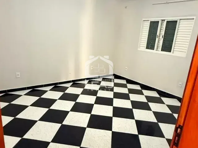 Casa 3 quartos e 2 banheiros, à venda, no bairro Jardim Esmeraldina em Campinas