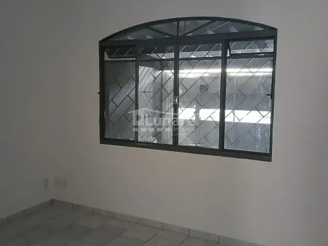 Casa com 125m² 2 quartos e 1 banheiro, à venda, no bairro Cidade Jardim em Mogi das Cruzes