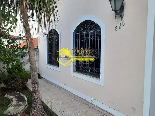 Casa com 360m² 3 quartos e 3 banheiros, à venda, no bairro Parque São Quirino em Campinas
