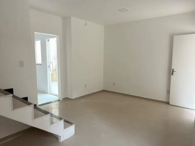 Casa com 90m² 3 quartos e 2 banheiros, à venda, no bairro Jardim Sulacap em Rio de Janeiro