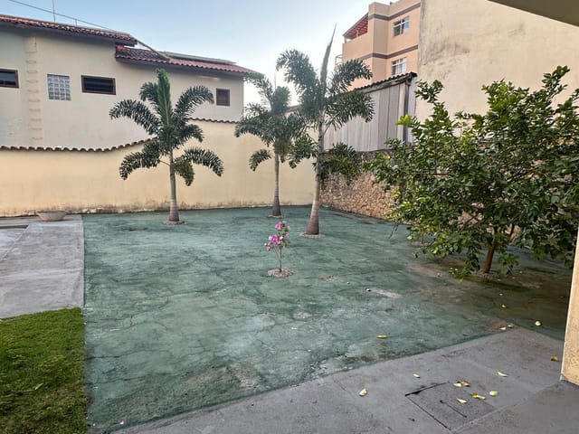 Casa 4 quartos e 3 banheiros, à venda, no bairro Artur Bernardes em Lavras
