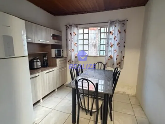 Casa com 200m² 2 quartos e 1 banheiro, à venda, no bairro Conjunto Habitacional Roque Ortiz Filho em Botucatu