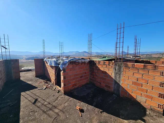 Casa 3 quartos e 2 banheiros, à venda, no bairro Residencial Vista Verde em Piranguinho