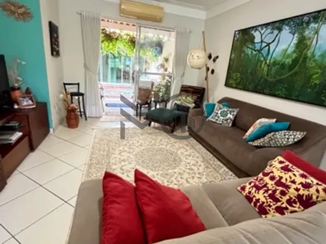 Casa com 250m² 4 quartos e 5 banheiros, à venda, no bairro Despraiado em Cuiabá