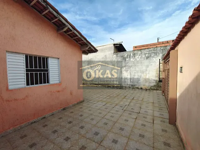 Casa com 160m² 2 quartos e 1 banheiro, à venda, no bairro Vila Urupês em Suzano