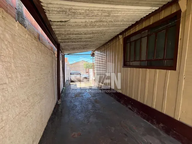 Casa com 300m² 2 quartos e 1 banheiro, à venda, no bairro Vila São João da Boa Vista em Bauru