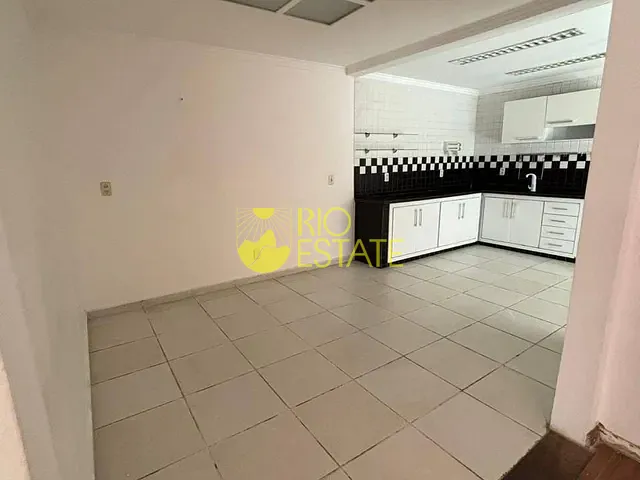 Casa com 149m² 4 quartos e 2 banheiros, à venda, no bairro Santo Agostinho em Volta Redonda
