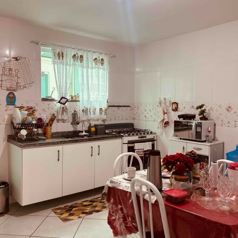 Casa 3 quartos e 2 banheiros, à venda, no bairro Peró em Cabo Frio