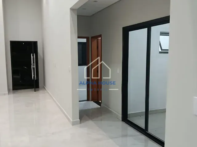 Casa com 175m² 3 quartos e 1 banheiro, à venda, no bairro Residencial e Comercial Bosque da Imperatriz em Pindamonhangaba