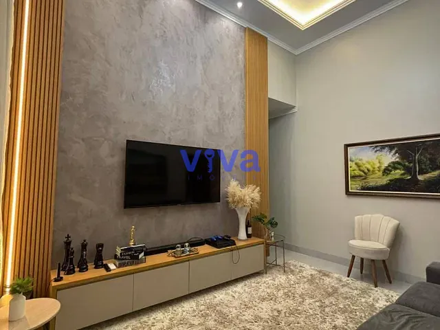 Casa 3 quartos e 2 banheiros, à venda, no bairro Papillon Park em Aparecida de Goiânia