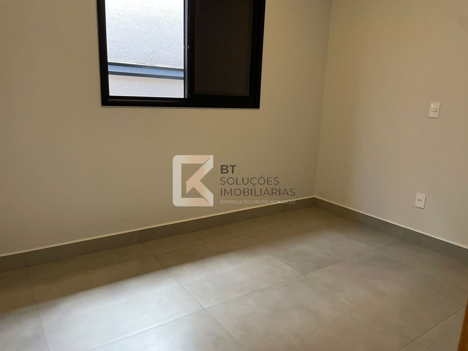 Casa à venda com 3 quartos, 110m² - Foto 13
