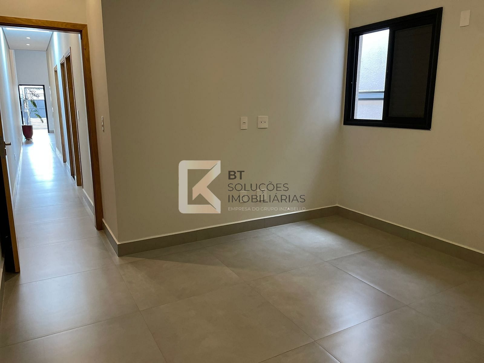 Casa à venda com 3 quartos, 110m² - Foto 9