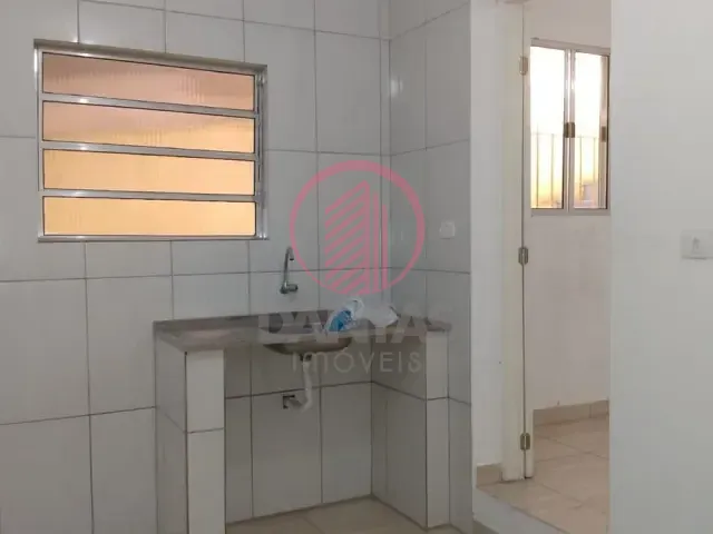 Casa 1 quarto e 1 banheiro, para alugar, no bairro Novo Osasco em Osasco