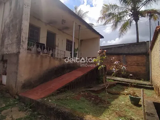 Casa com 360m² 3 quartos e 1 banheiro, à venda, no bairro São Bernardo em Belo Horizonte