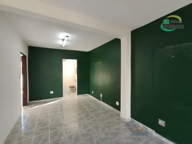 Casa com 257m² 2 quartos e 2 banheiros, para alugar, no bairro Vila Aurocan em Campinas