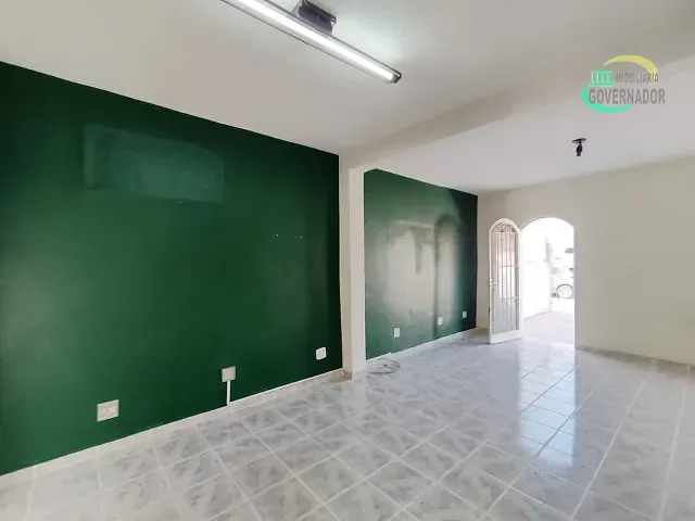 Casa com 257m² 2 quartos e 2 banheiros, para alugar, no bairro Vila Aurocan em Campinas