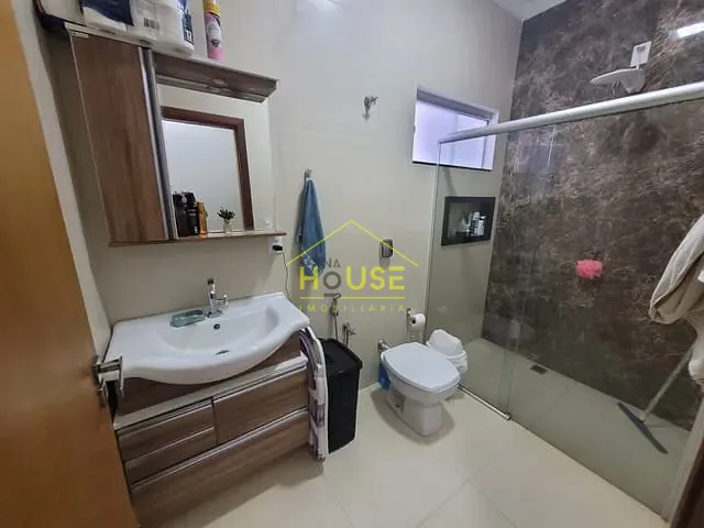 Casa com 200m² 3 quartos e 3 banheiros, à venda, no bairro Jardim Marim em Votuporanga