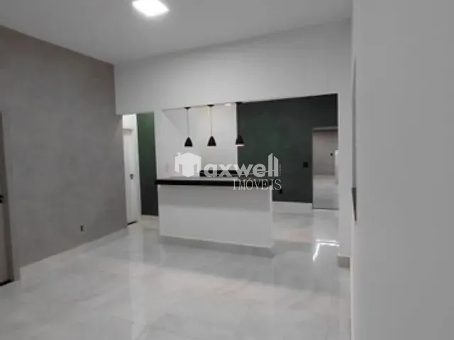 Casa com 250m² 3 quartos e 3 banheiros, à venda, no bairro Residencial Santa Fé I em Goiânia