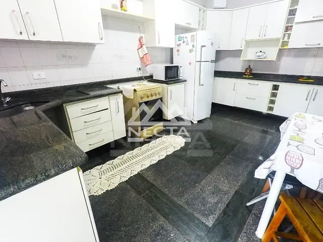 Casa com 500m² 5 quartos e 6 banheiros, à venda, no bairro Morro do Algodão em Caraguatatuba