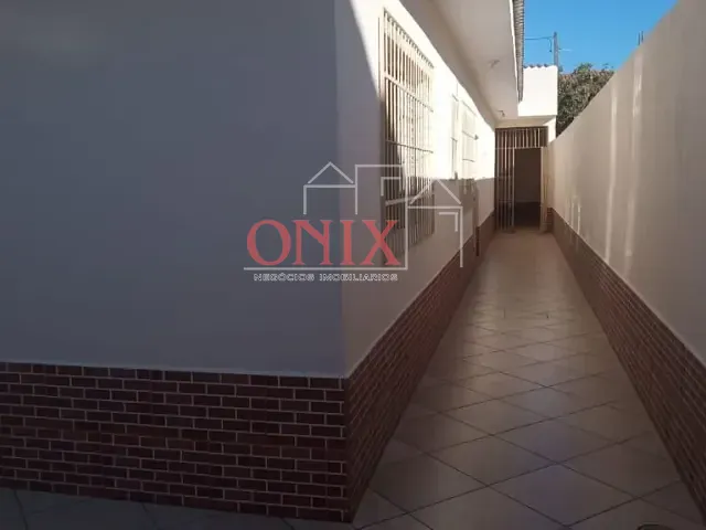 Casa com 206m² 3 quartos e 2 banheiros, à venda, no bairro Vila Urupês em Suzano
