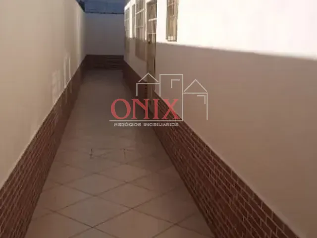 Casa com 206m² 3 quartos e 2 banheiros, à venda, no bairro Vila Urupês em Suzano