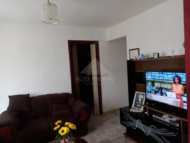 Casa com 280m² 3 quartos e 1 banheiro, à venda, no bairro Jardim Aracy em Mauá