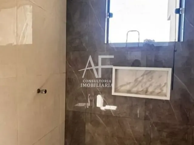 Casa com 125m², à venda, no bairro Jardim Sandra Maria em Taubaté