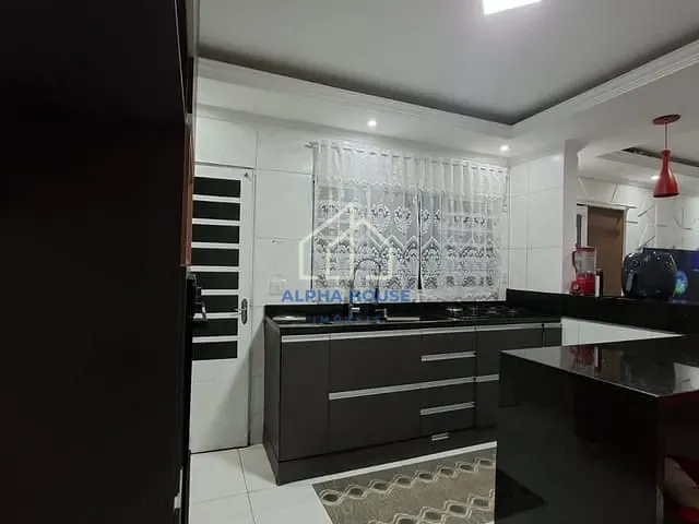 Casa 2 quartos e 1 banheiro, à venda, no bairro Residencial e Comercial Cidade Morumbi em Pindamonhangaba