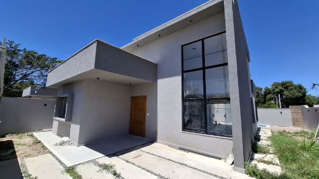 Casa com 300m² 3 quartos e 3 banheiros, à venda, no bairro Jardim Atlântico Oeste (Itaipuaçu) em Maricá