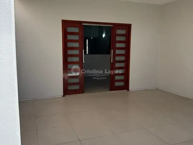 Casa 2 quartos e 2 banheiros, à venda, no bairro Novo Horizonte em Teresina