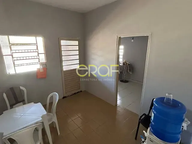Casa com 480m² 4 quartos e 1 banheiro, à venda, no bairro Setor Nordeste em Formosa
