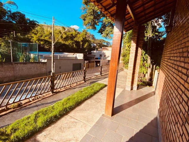 Foto do Casa - Casa com habitese em Sabará | Imobiliária Unique Leste