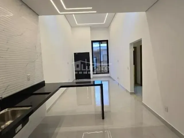 Casa 3 quartos e 1 banheiro, à venda, no bairro Jardim Santos Dumont em Mogi das Cruzes