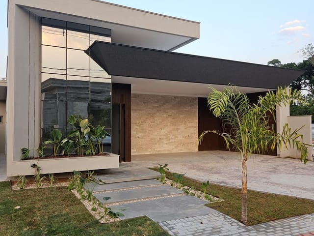 Casa com 355m² 3 quartos e 4 banheiros, à venda, no bairro Alameda das Cores Residencial em Sinop