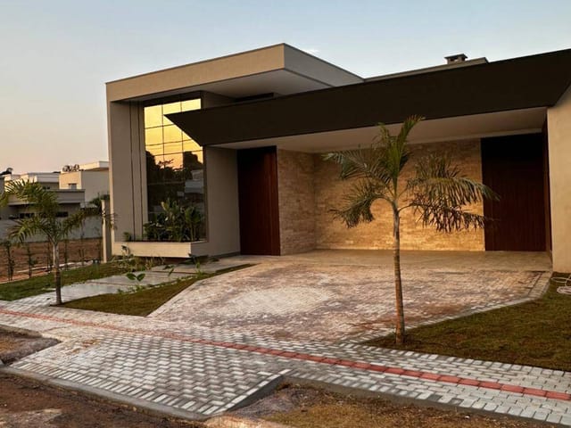 Casa com 355m² 3 quartos e 4 banheiros, à venda, no bairro Alameda das Cores Residencial em Sinop