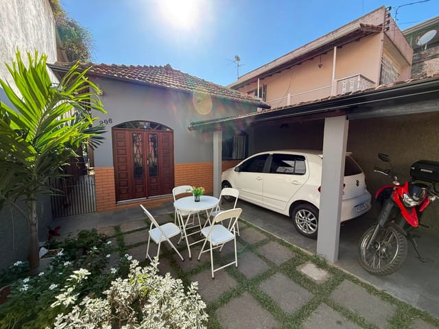 Casa 3 quartos e 3 banheiros, à venda, no bairro Vila Minalda em Cataguases
