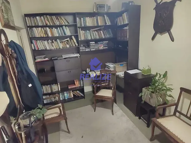 Casa com 1200m² 2 quartos e 1 banheiro, à venda, no bairro Centro em Botucatu