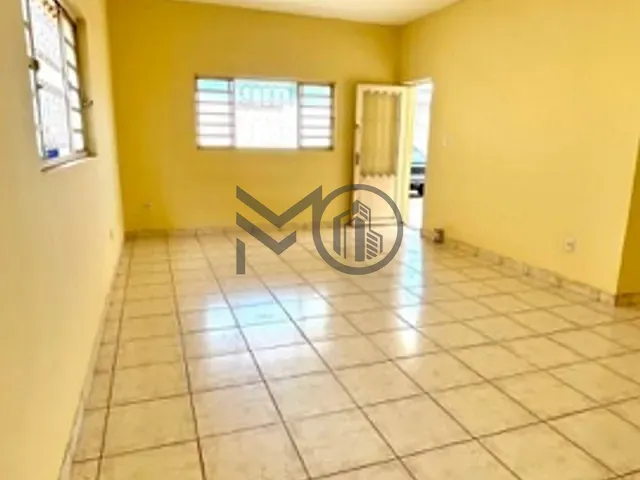 Casa com 360m² 5 quartos e 3 banheiros, à venda, no bairro Boa Esperança em Cuiabá