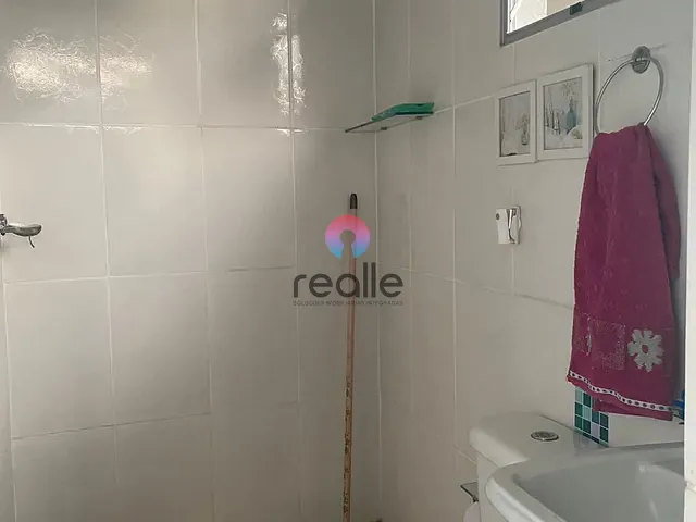 Casa com 180m² 4 quartos e 3 banheiros, à venda, no bairro Novo Glória em Belo Horizonte